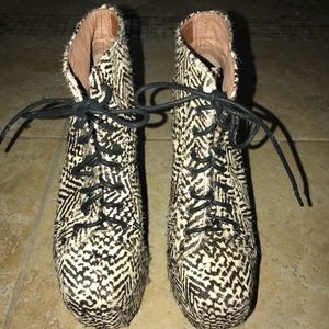 JEFFREY CAMPBELL FUR LITA